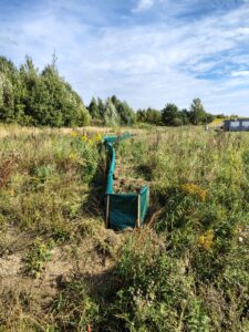rozpoczęto montaż płotków herpetologicznych - km 1+600 stona prawa